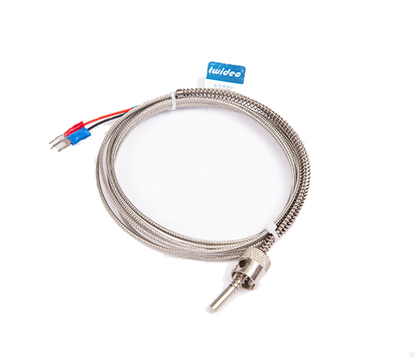 Spring-loaded thermocouple